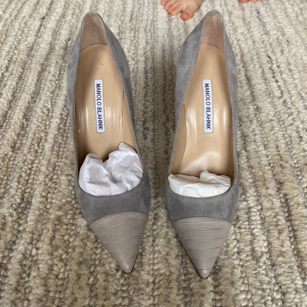 💕Manolo Blahnik BB Suede Pointed Heel - Picture 1 of 7